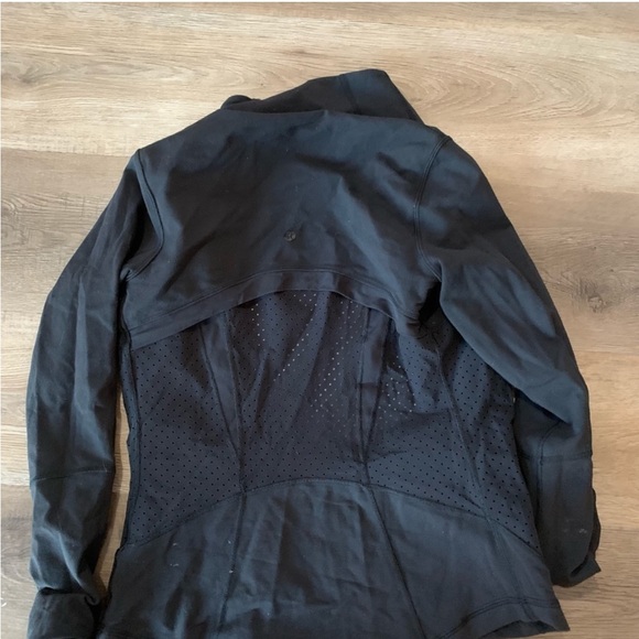 Lululemon Define Jacket - Picture 2 of 2